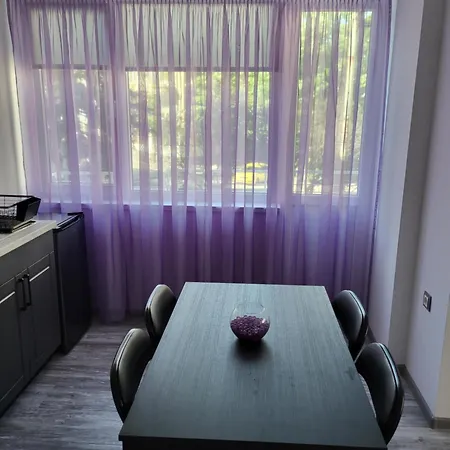 Purple Veliko Tŭrnovo
