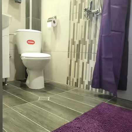 Purple Βελίκο Τίρνοβο